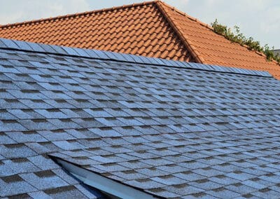 asphalt shingle roof tiling